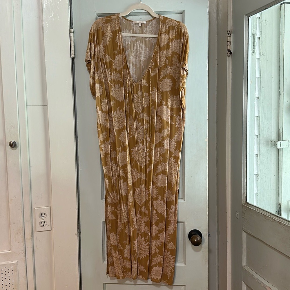 Novella Royale mustard caftan dress